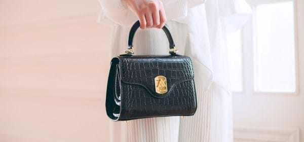 Mini Dahlia in Black