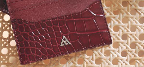 Dahlia Garnet-red Cardholder